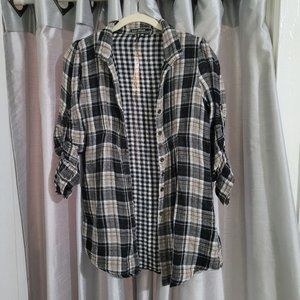 Love Stitch - Flannel Button Down - Size M
